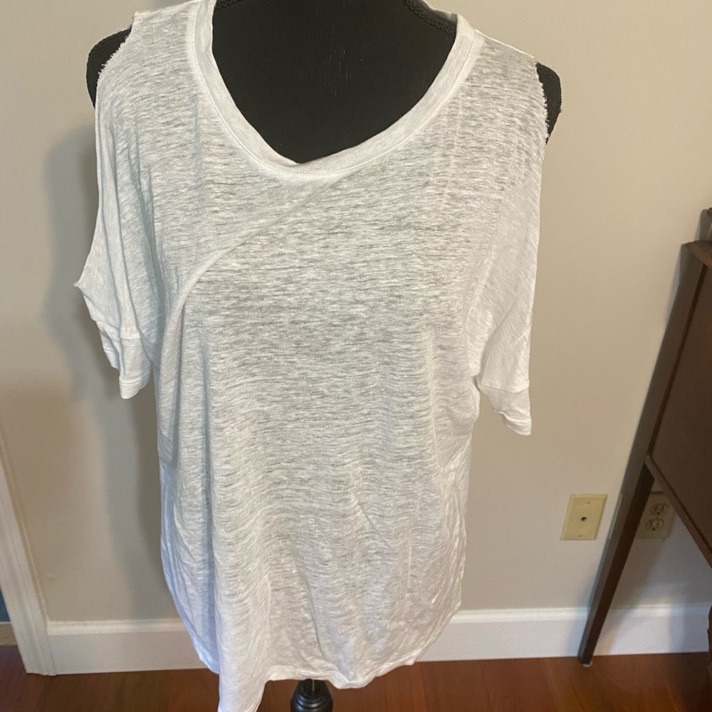 NWOT - XS Rails cold shoulder tee